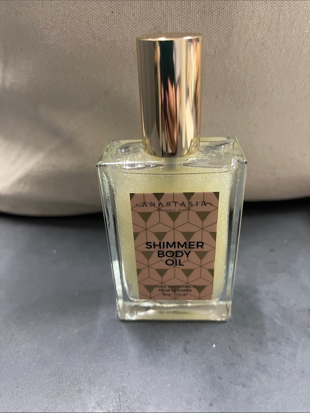 NIB Anastasia Beverly Hills Shimmer Body Oil - White with NWT Lilly Pulitzer Tag - Picture 5 of 7